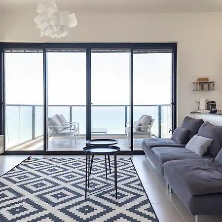 Oַ&O Group- Luxury Apt Tower Best Sea View Bat Yam Eksteriør bilde