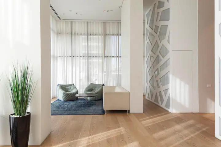 Oַ&O Group- Luxury Apt Tower Best Sea View Bat Yam Eksteriør bilde