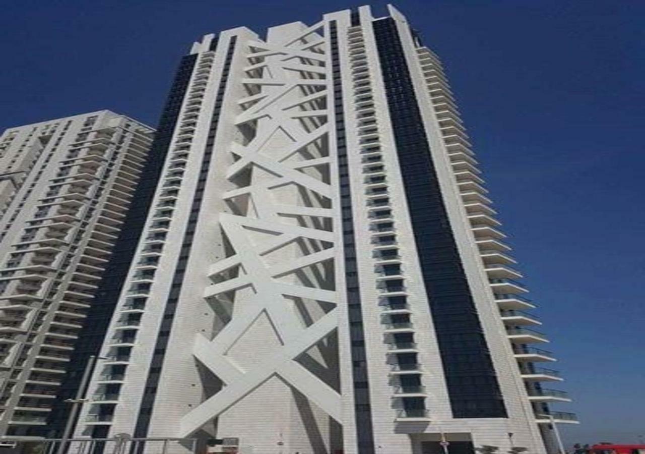 Oַ&O Group- Luxury Apt Tower Best Sea View Bat Yam Eksteriør bilde